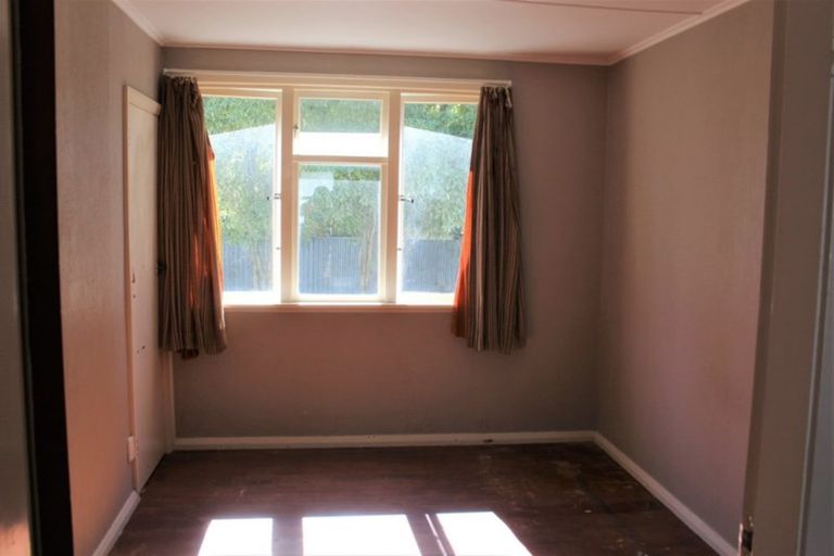 Photo of property in 15 Redfern Street, Dannevirke, 4930