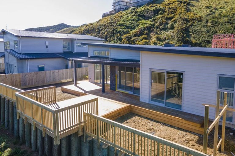 Photo of property in 24 Farnworth Terrace, Churton Park, Wellington, 6037