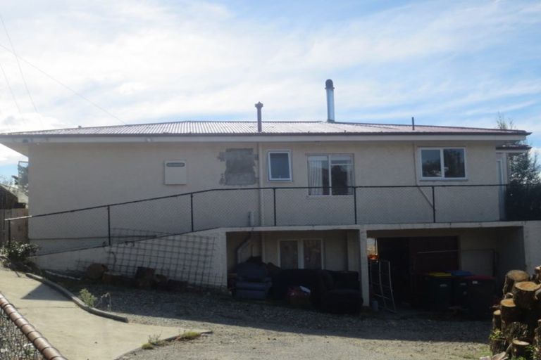 Photo of property in 8 Athenry Road, Bridge Hill, Alexandra, 9320