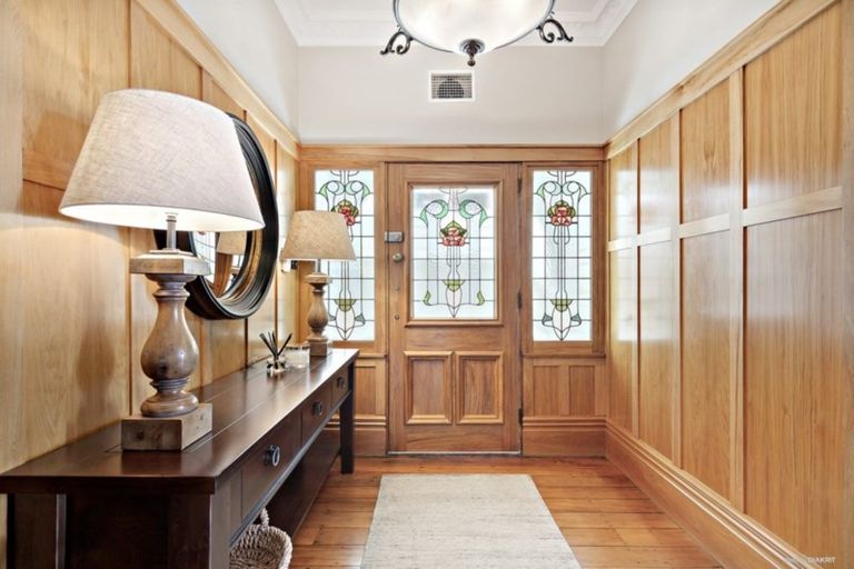 Photo of property in 30 Mcfarlane Street, Mount Victoria, Wellington, 6011