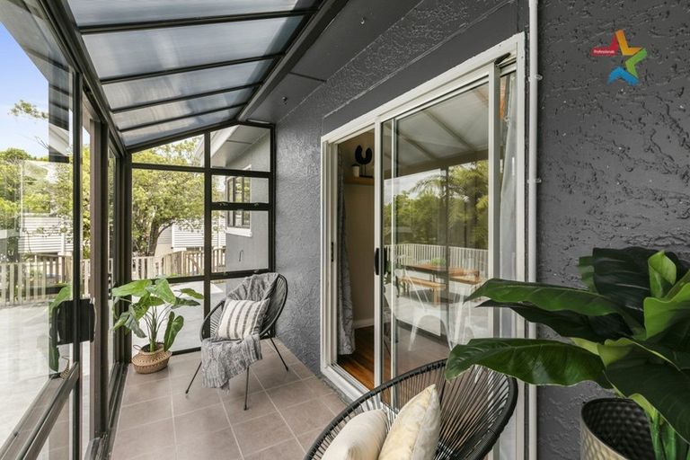 Photo of property in 51 Poto Road, Normandale, Lower Hutt, 5010