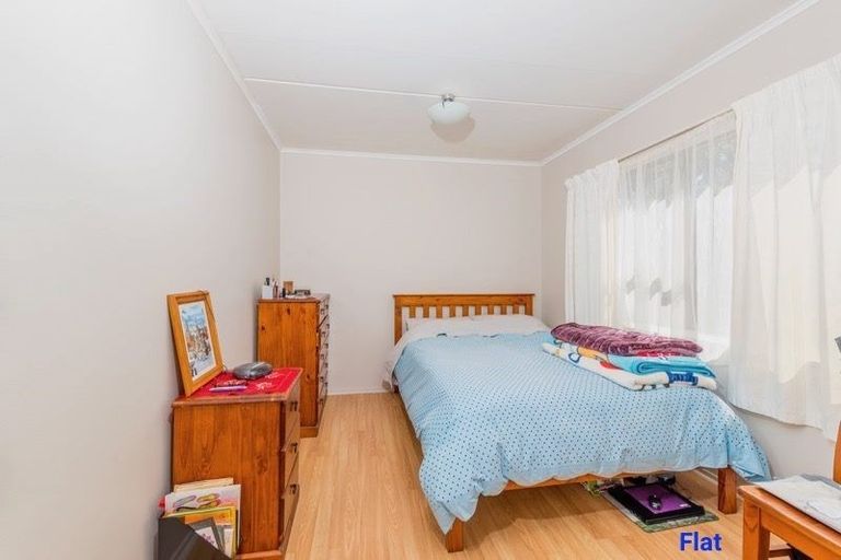 Photo of property in 3 Mulberry Place, Glenfield, Auckland, 0629