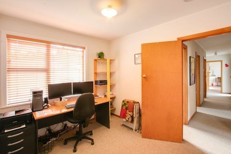 Photo of property in 10 Totara Street, Taradale, Napier, 4112