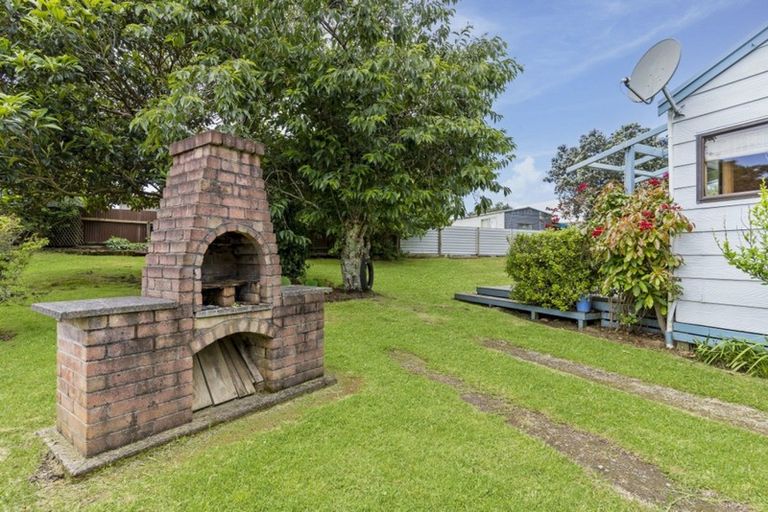 Photo of property in 128 Avalon Place, Whangamata, 3620