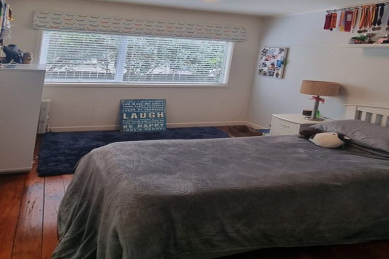 Photo of property in 1/16 Puriri Avenue, Greenlane, Auckland, 1051