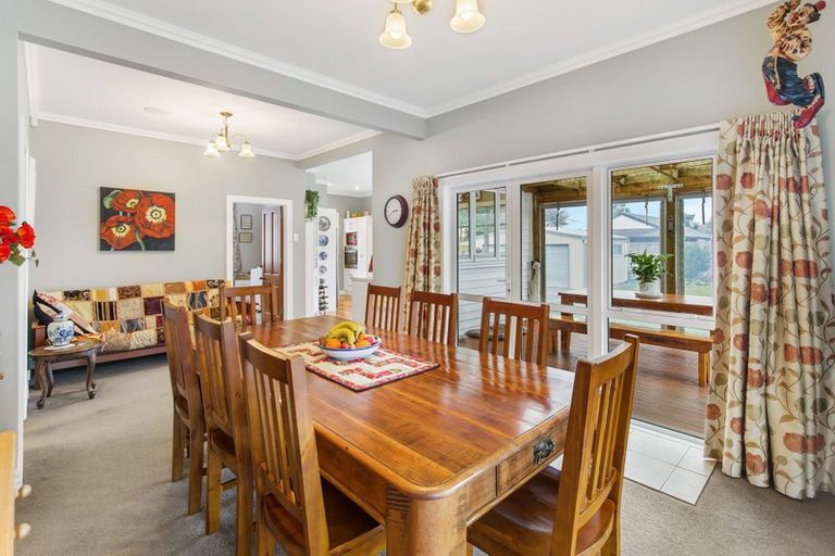 Photo of property in 17 Field Street, Aramoho, Whanganui, 4500