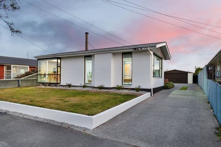 Photo of property in 15 Fairford Street, Bishopdale, Christchurch, 8053