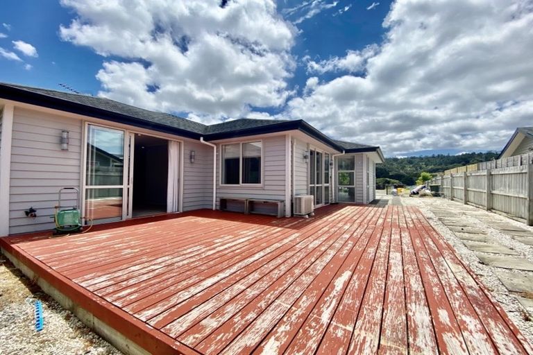 Photo of property in 21 Parlane Drive, Huapai, Kumeu, 0810