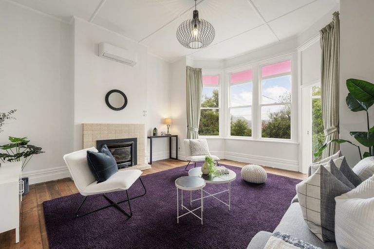 Photo of property in 55 Apuka Street, Brooklyn, Wellington, 6021