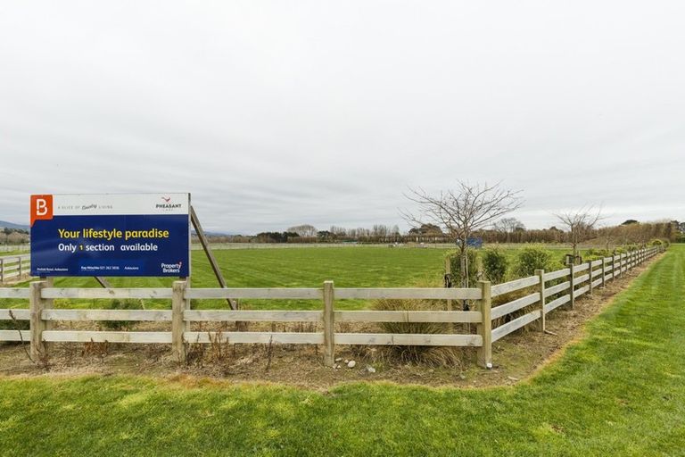 Photo of property in 2 Pheasant Lane, Aokautere, 4471