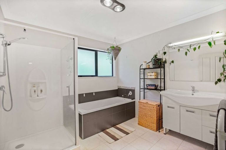 Photo of property in 1893 South Eyre Road, Eyrewell, Rangiora, 7476