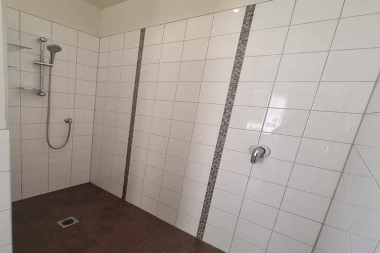 Photo of property in 12 Islington Place, Wanaka, 9305