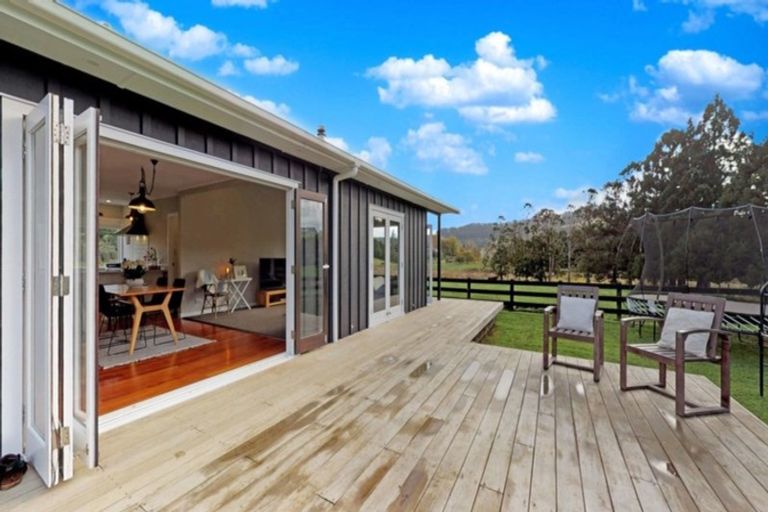 Photo of property in 1281 Whangaripo Valley Road, Whangaripo, Wellsford, 0972