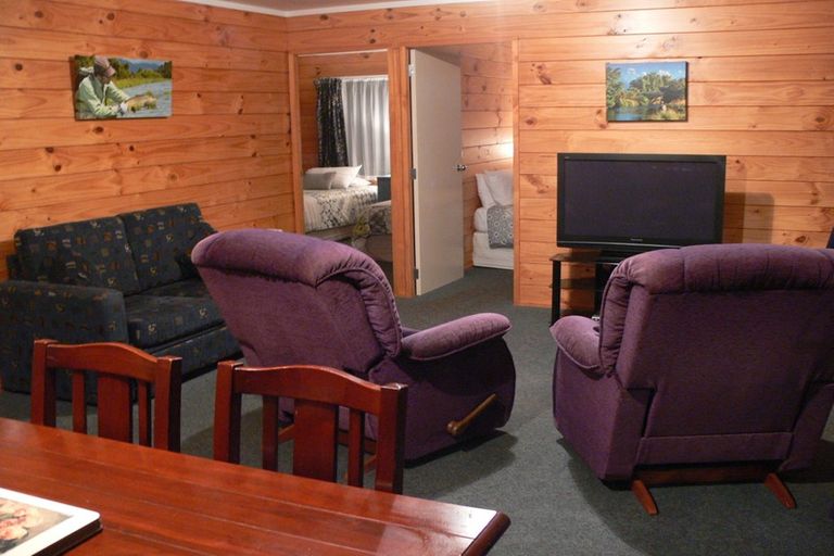 Photo of property in 562 Bird Road, Whataroa, 7886