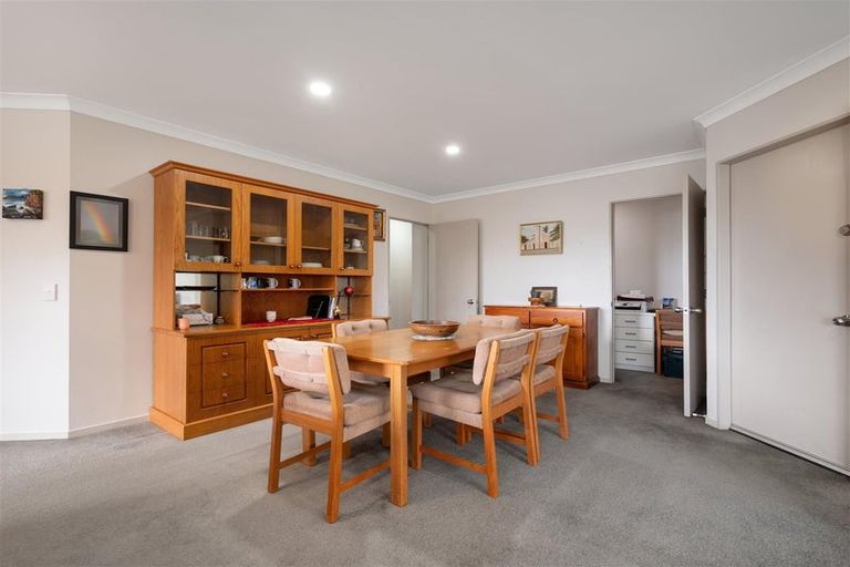 Photo of property in 2 Dowman Place, Te Puke, 3119