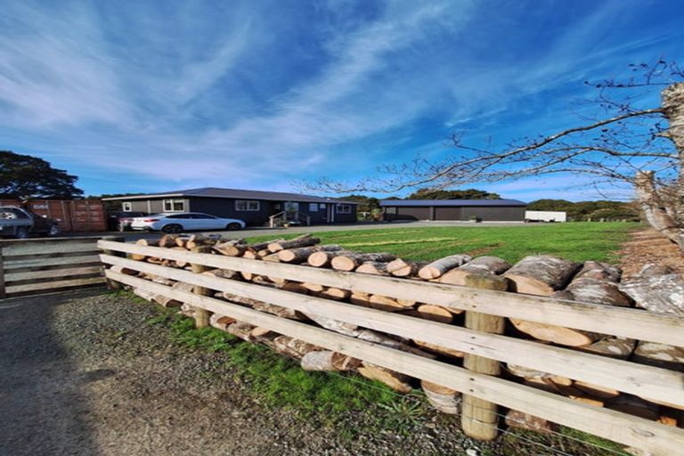 Photo of property in 752 Settlement Road, Hakaru, Wellsford, 0975