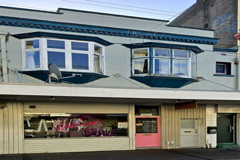 Photo of property in 142 Riddiford Street, Newtown, Wellington, 6021