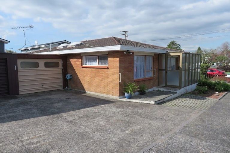 Photo of property in 1/60 Birdwood Avenue, Papatoetoe, Auckland, 2025
