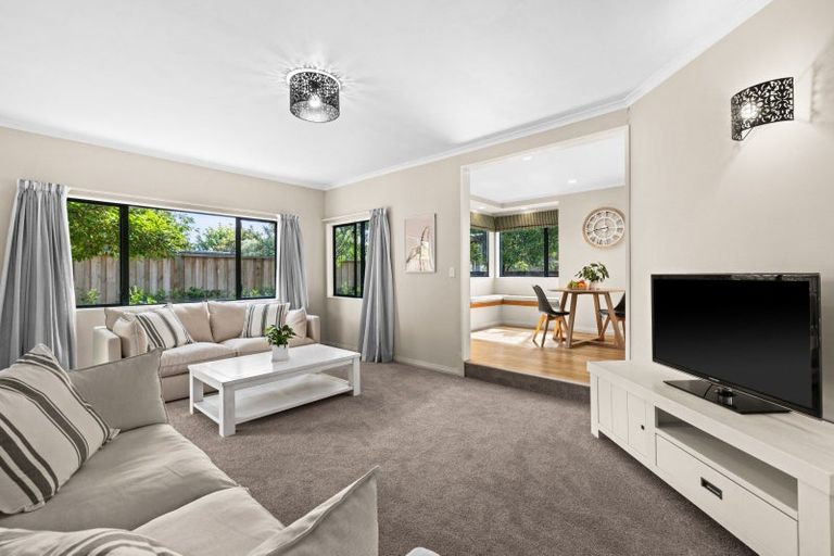 Photo of property in 2 Everest Avenue, Havelock North, 4130