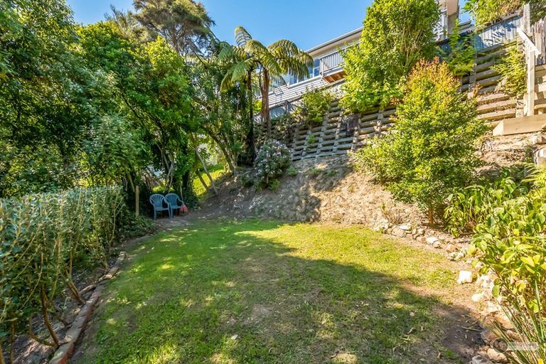 Photo of property in 76 Holborn Drive, Stokes Valley, Lower Hutt, 5019