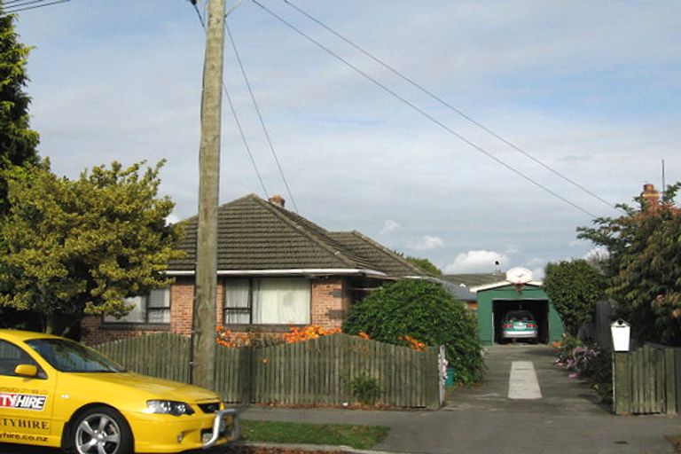 Photo of property in 137 Langdons Road, Northcote, Christchurch, 8052