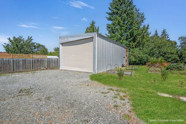 Photo of property in 3 Cross Street, Coalgate, 7673