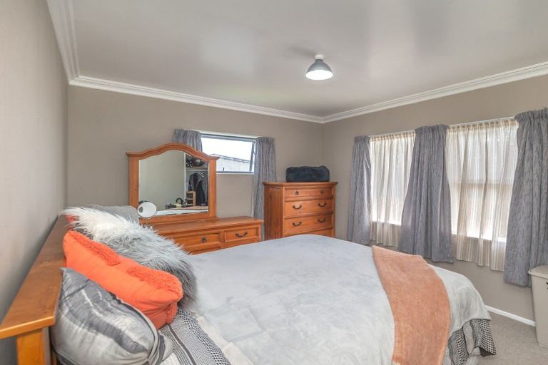 Photo of property in 14 Strathmore Avenue, Levin, 5510