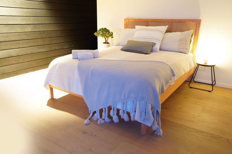 Photo of property in 28 Pacific Parade, Surfdale, Waiheke Island, 1081