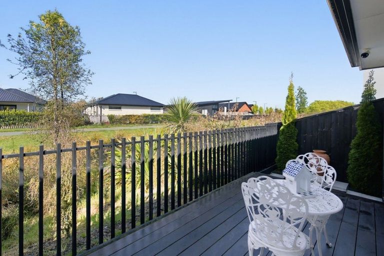 Photo of property in 19 Whitburn Avenue, Halswell, Christchurch, 8025