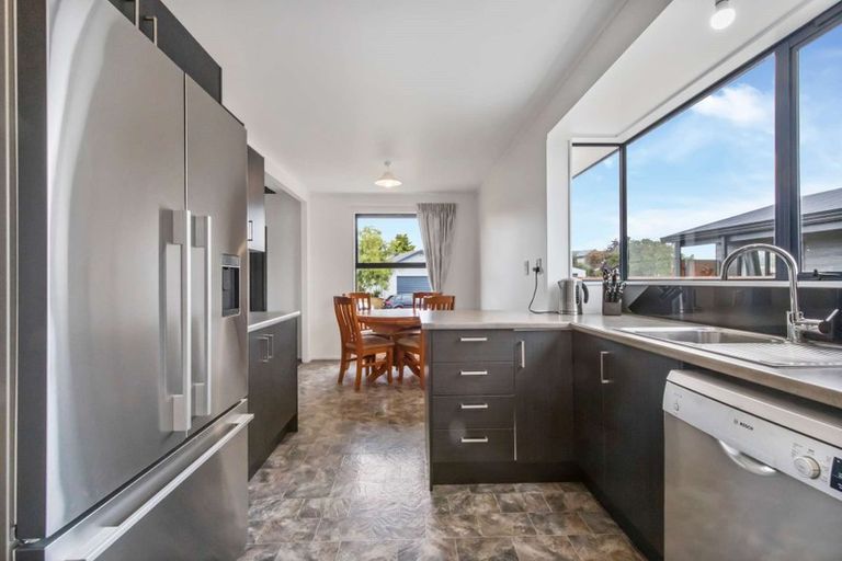 Photo of property in 5 Myrlene Place, Nawton, Hamilton, 3200