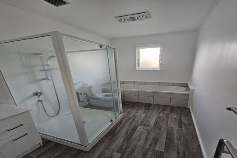 Photo of property in 143 Rongotai Road, Kilbirnie, Wellington, 6022