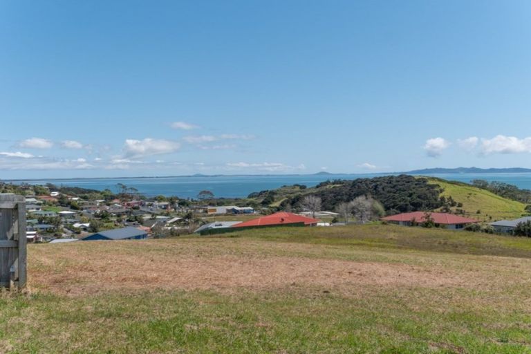 Photo of property in 6 Oden Hill, Coopers Beach, 0420