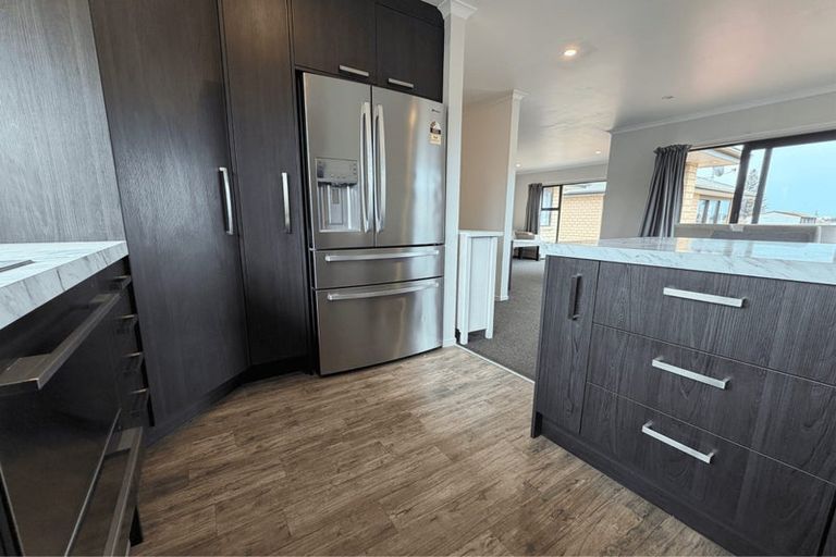 Photo of property in 21 Story Street, Foxton Beach, Foxton, 4815