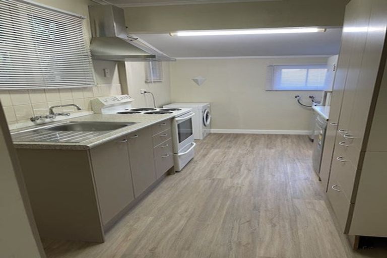 Photo of property in 427 Ohiro Road, Brooklyn, Wellington, 6021