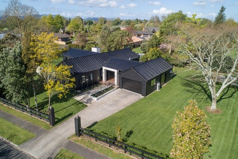 Photo of property in 1 De La Mare Drive, Leamington, Cambridge, 3432