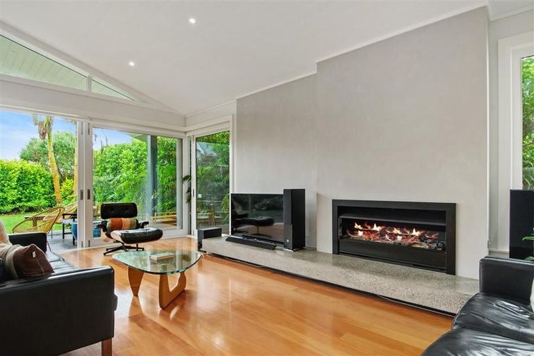Photo of property in 2/59 Francis Street, Hauraki, Auckland, 0622