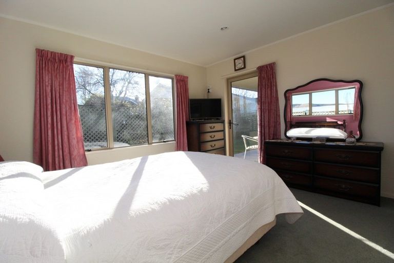 Photo of property in 14a Innes Street, Waimate, 7924