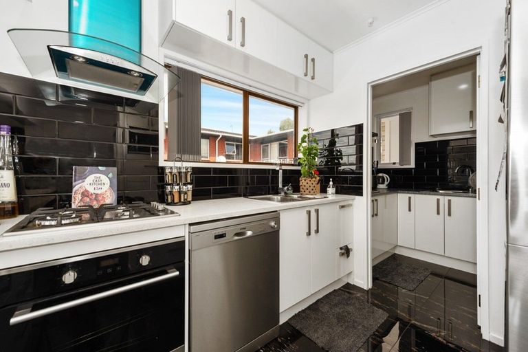 Photo of property in 56 Macdonald Road, Glenview, Hamilton, 3206