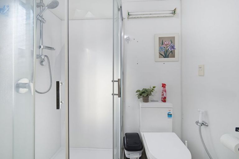 Photo of property in 2/1101 Cunningham Crescent, Mayfair, Hastings, 4122