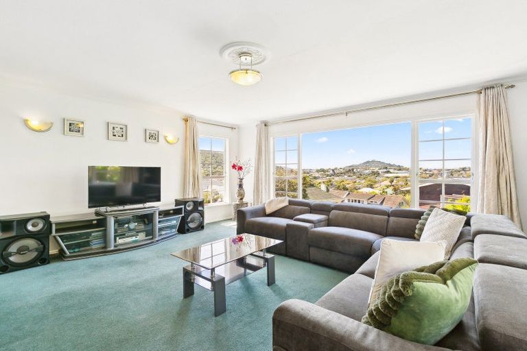 Photo of property in 8 Lethenty Way, Karori, Wellington, 6012