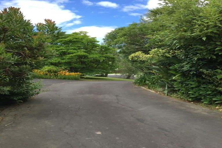 Photo of property in 1/3 Fayette Place, Te Atatu South, Auckland, 0610