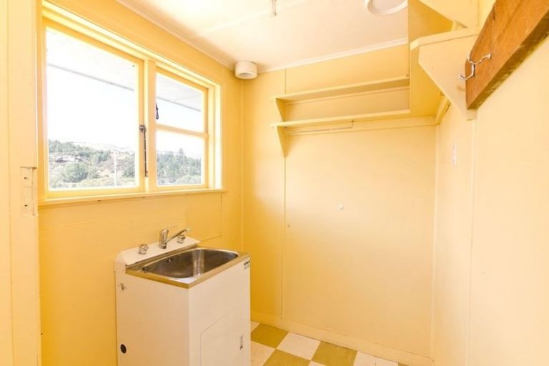 Photo of property in 40 Tamblyn Drive, Lake Roxburgh Village, Roxburgh, 9571