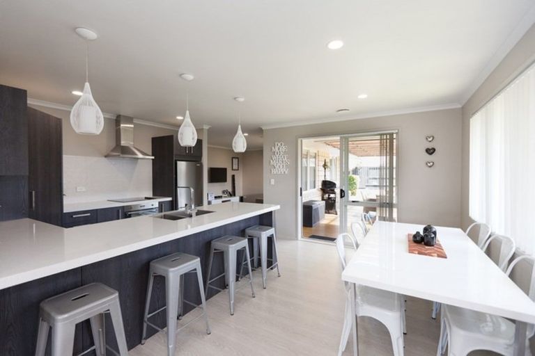 Photo of property in 92 Stirling Drive, Morrinsville, 3300