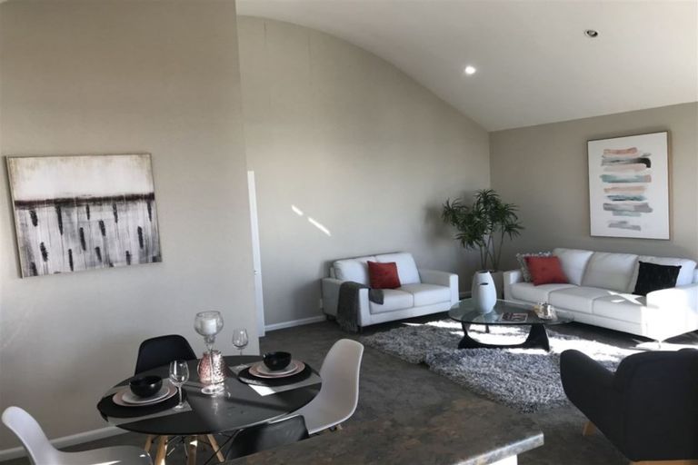 Photo of property in 141b Moncks Spur Road, Redcliffs, Christchurch, 8081