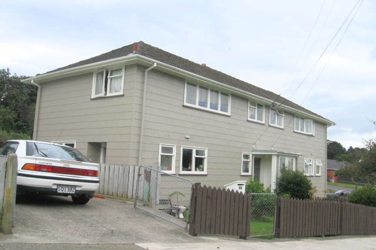 Photo of property in 93 Tremewan Street, Tawa, Wellington, 5028