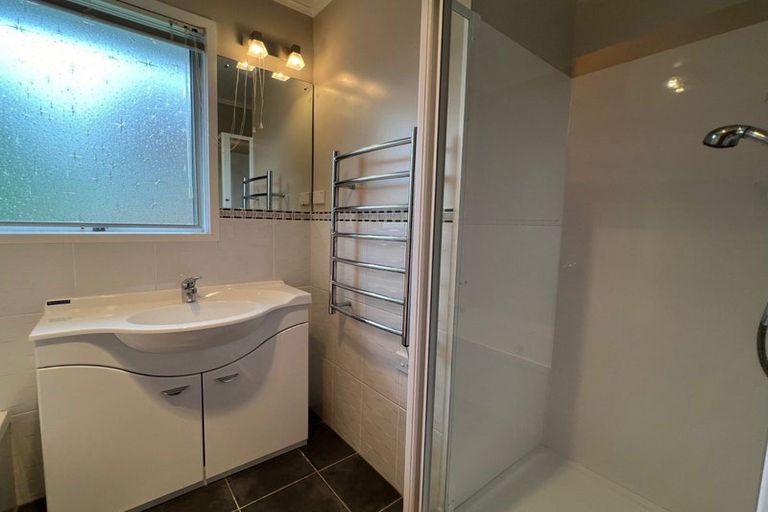 Photo of property in 67 Advene Road, Cockle Bay, Auckland, 2014