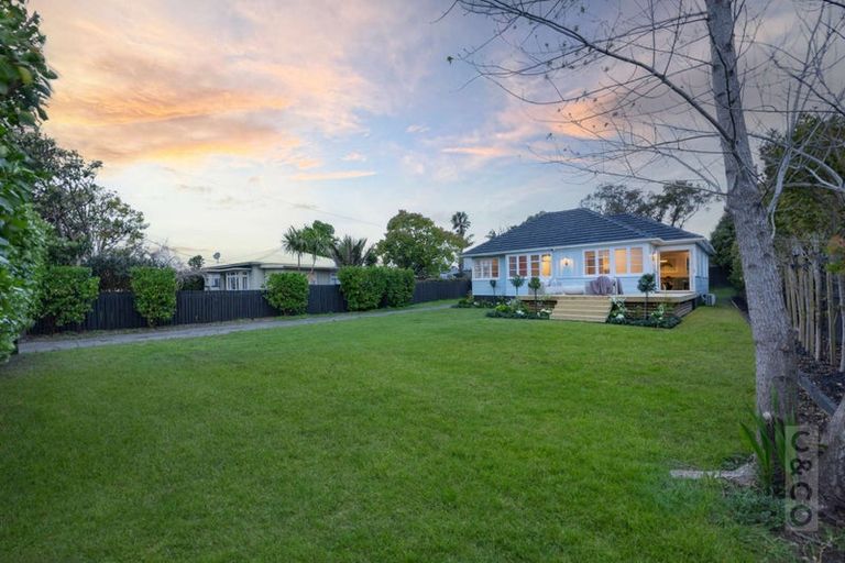 Photo of property in 4 Albert Street, Riverhead, 0820