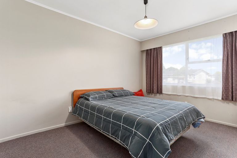 Photo of property in 63 Heybridge Street, Manurewa, Auckland, 2102