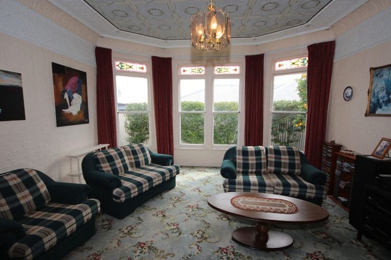 Photo of property in 42 Cameron Street, Ashburton, 7700