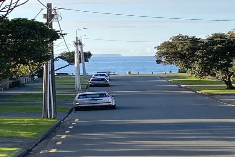 Photo of property in 3/20 Saltburn Road, Milford, Auckland, 0620